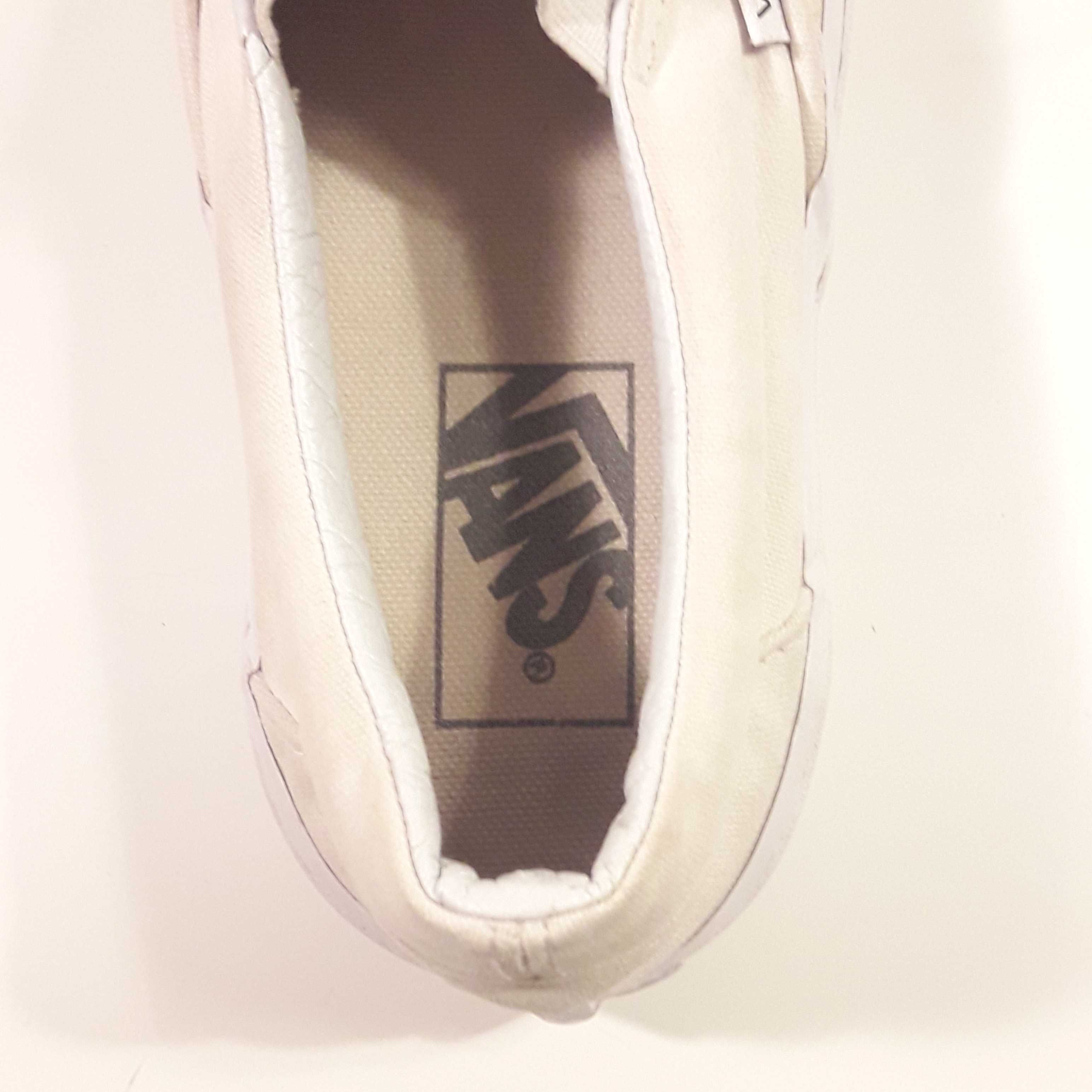 Обувки Vans Slip on