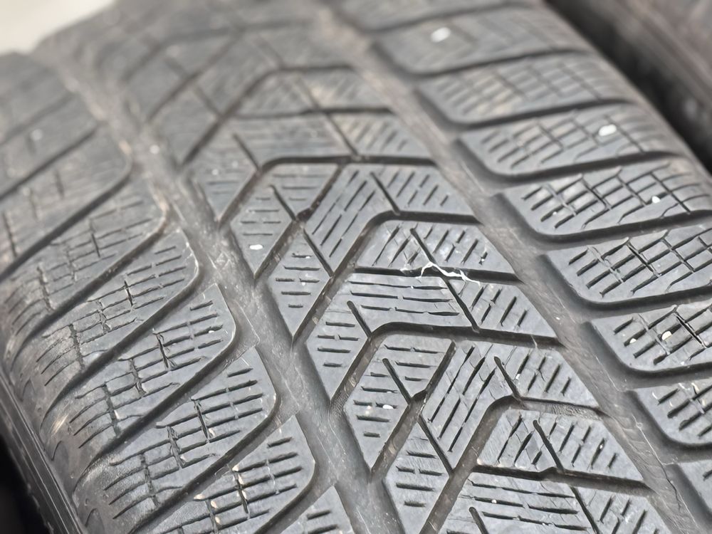255/55/R19 Pirelli Scorpion 4бр зимни dot3419
