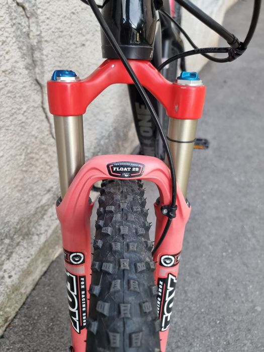 Bicicleta 29er OnOne carbon UK Shimano Deore XT FOX