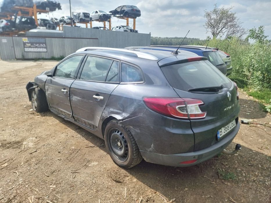 Dezmembrez Renault Megane 3 [2008 - 2014] 1.5 dci K9K837