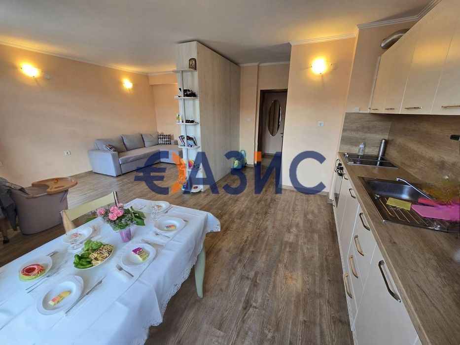 Апартамент с 1 спалня в комплекс Тили, Равда, България, 80 кв., цена