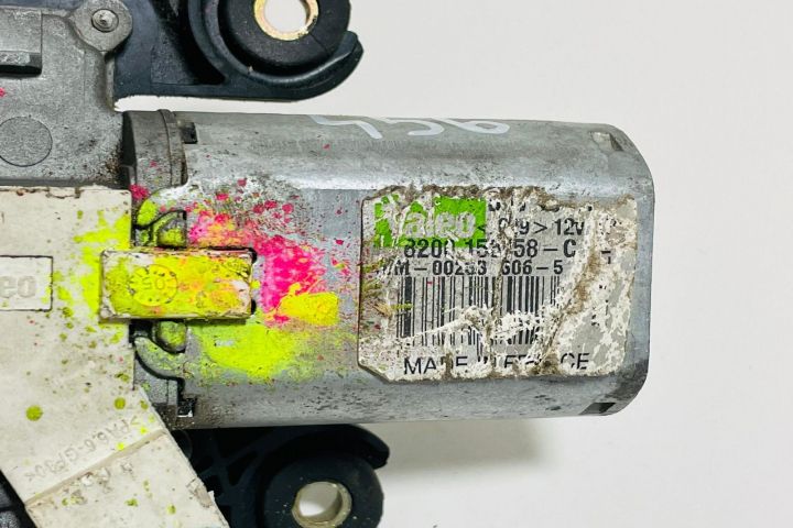 Motoras  Valeo stergator haion 8200153458 Renault Megane a 2-a genera