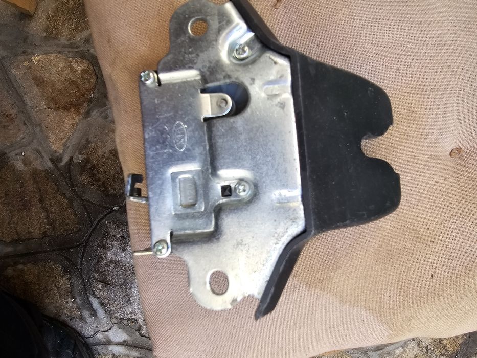 Ключалка багажник Хюндай Елантра 2024г