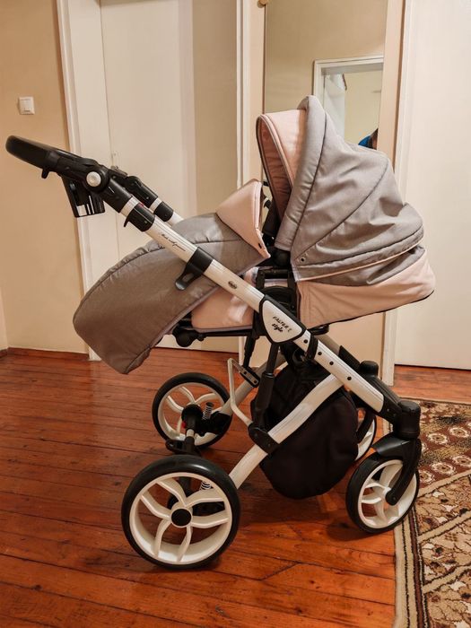 Количка baby merc