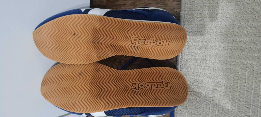 Маратонки reebok 36.5  номер