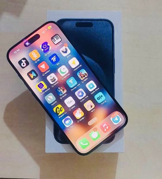 iPhone 15 Pro 256GB qora