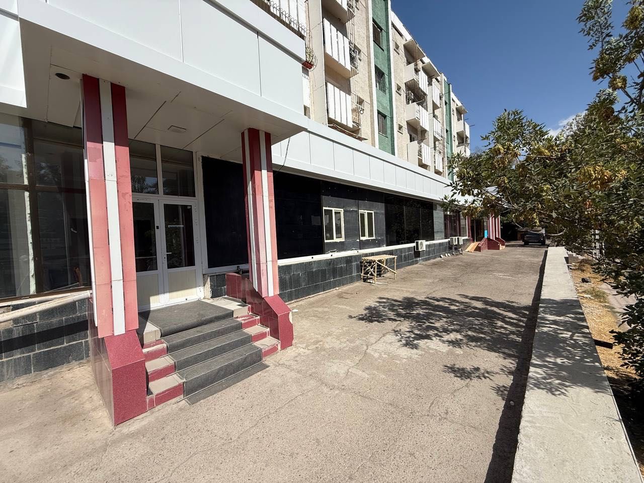 Сдаётся своё коммерческое  помещение в аренду на юнусабаде