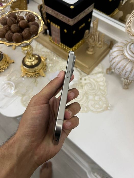 iPhone 15 Pro 256gb 90%