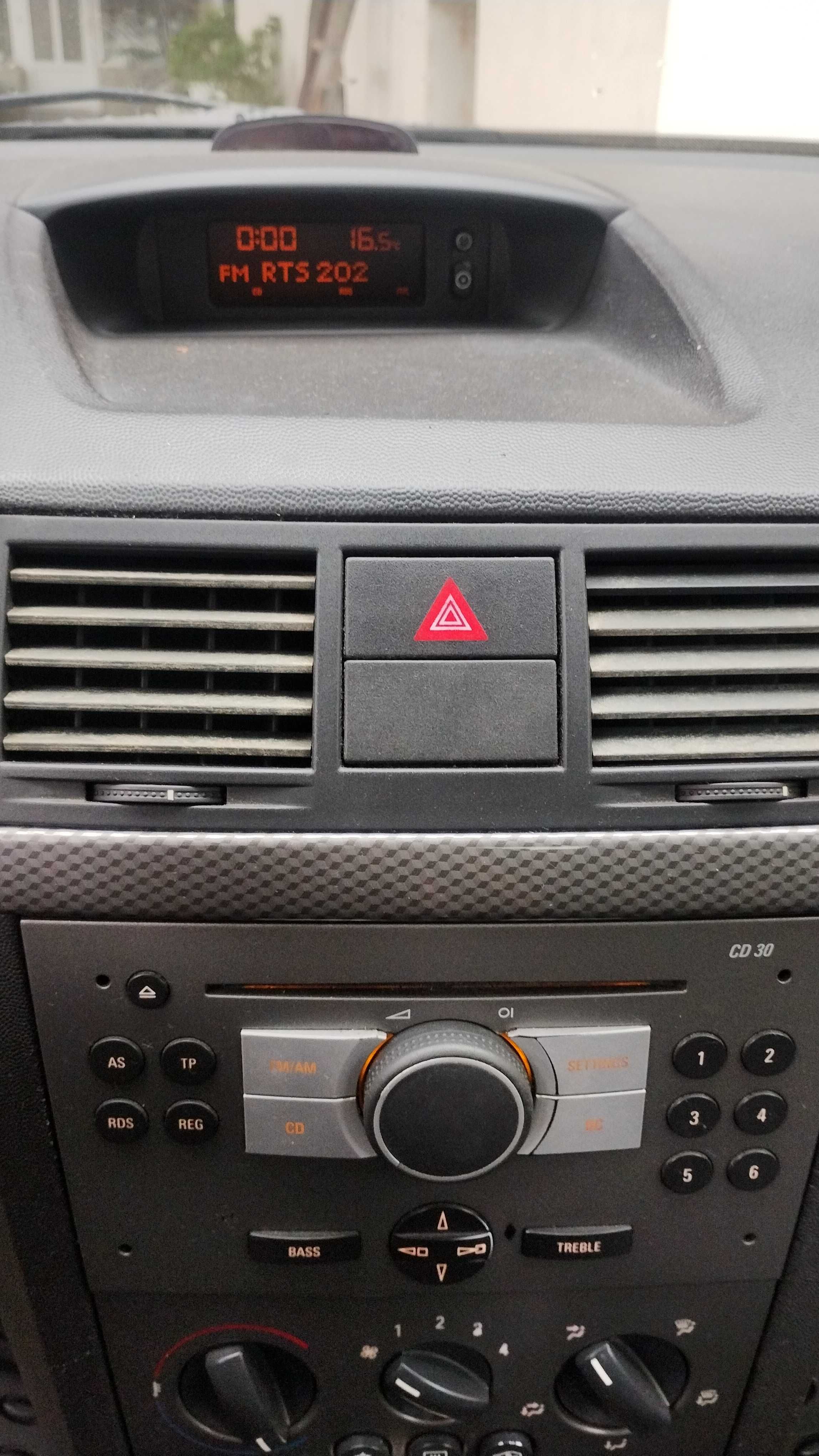 Opel Meriva 1.4 2006год
