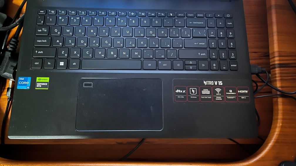 Ноутбук Nitro core i5