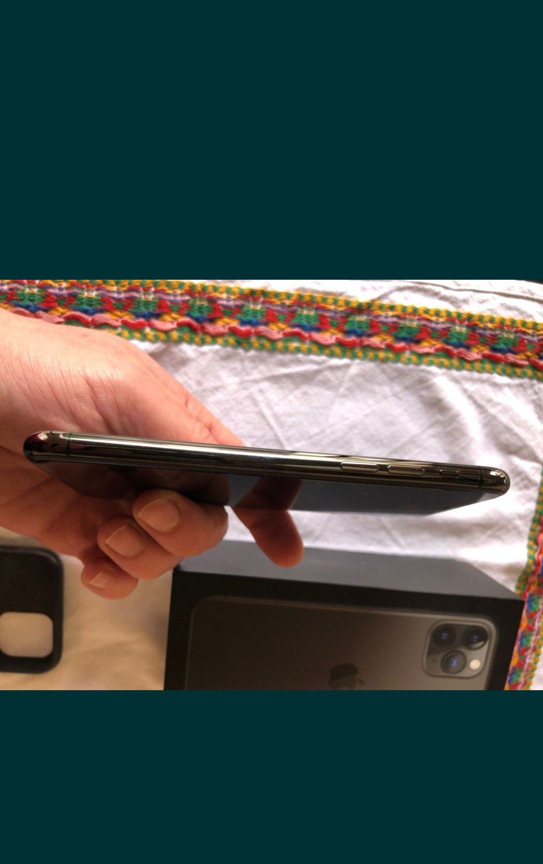 iPhone 11 pro primul proprietar,impecabil