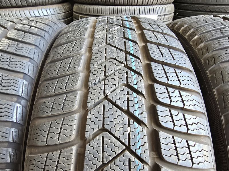 225/45/18 PIRELLI 4бр