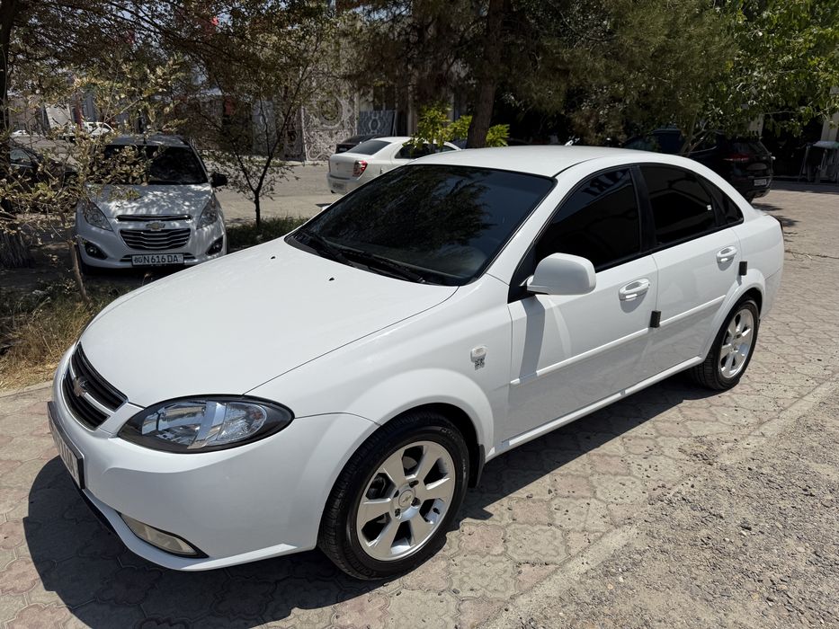 Gentra срочно сотилади