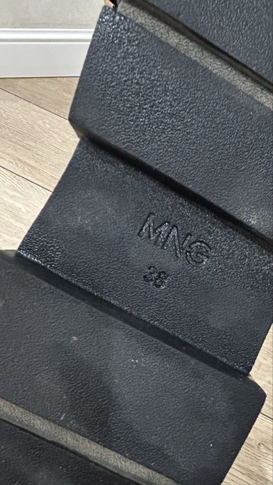 Сапоги осенние Mango