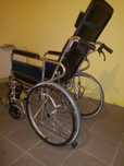 Scaun cu rotile, pliabil, cu vas de toaleta / WC, max. 100kg
