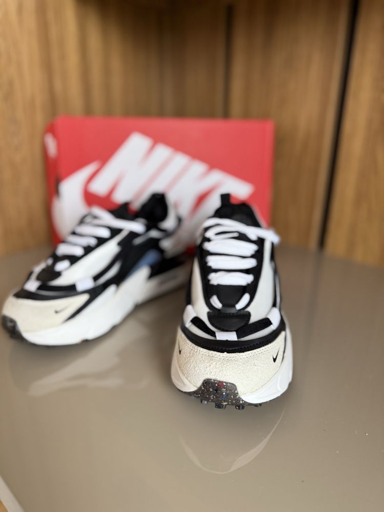 Отново NIKE W AIR Max Furyosa