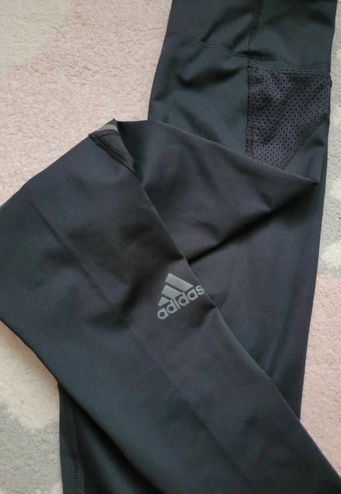 Colanți Adidas XS, noi