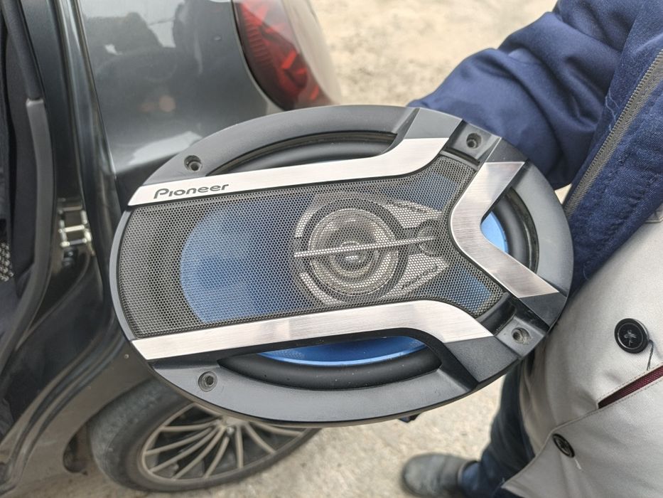 Kalonka pioneer sotiladi