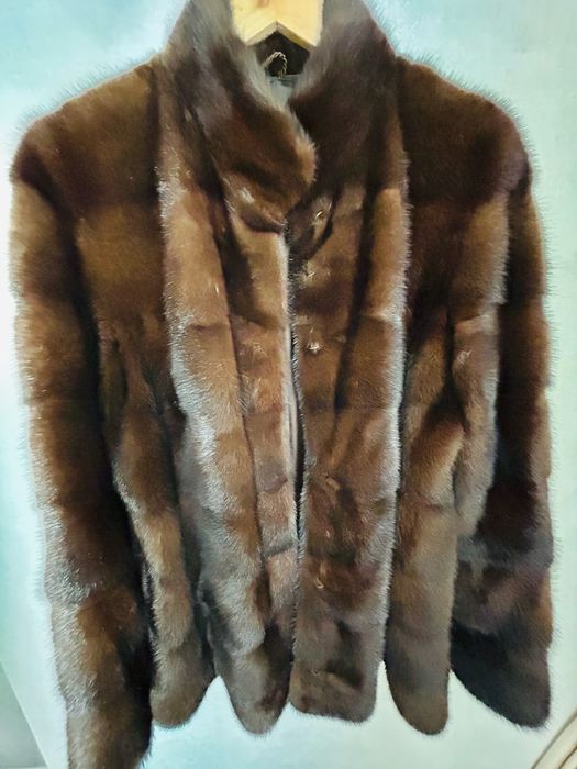 Шуба натуральн., Торг реальному покупателю!