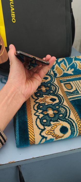 Iphone 11 pro Max.   Ideal