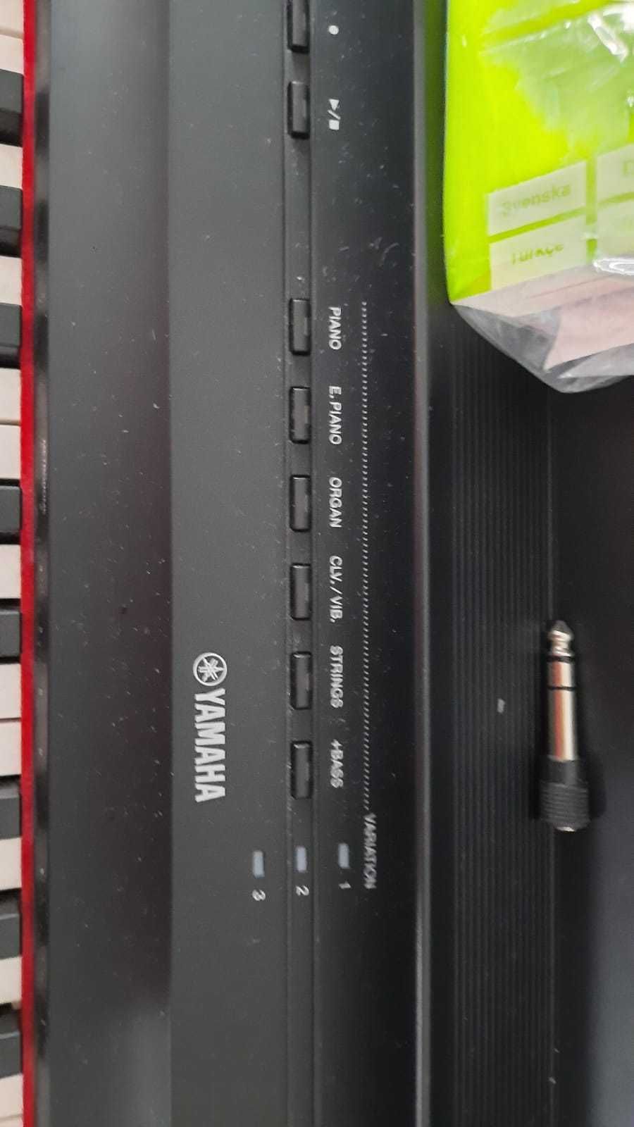 Pian Digital Yamaha P-125, cu accesorii, ușor utilizat, în stare bună