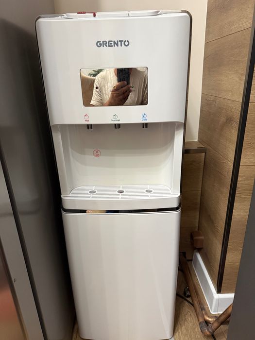 Диспенсър за вода