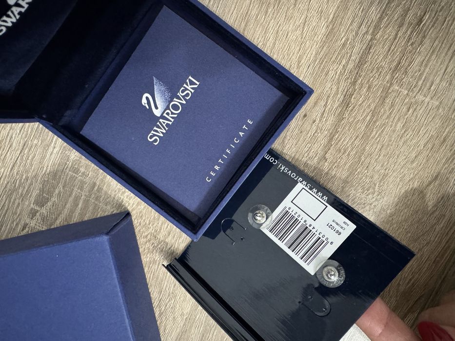 Обеци  Swarovski