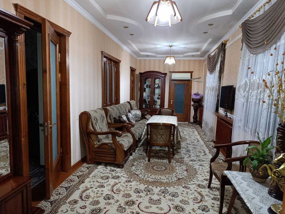 №3656.Уй Сотилади!!