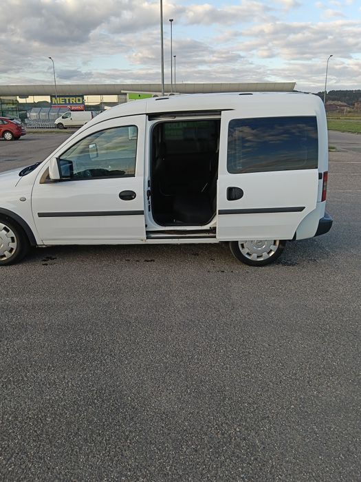 Vând Opel Combo 2008