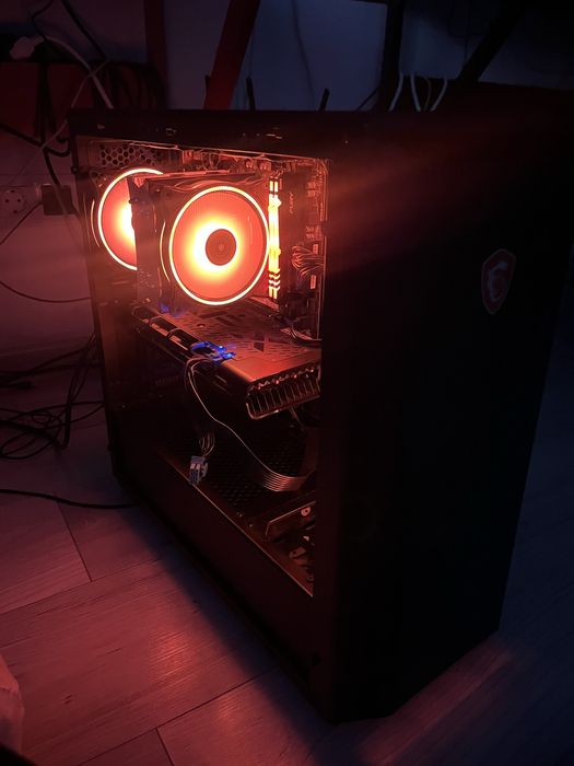 Vand pc gaming Ryzen 7 3800x cu RX5600XT