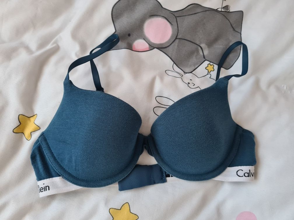 Sutien Calvin Klein marime 70B