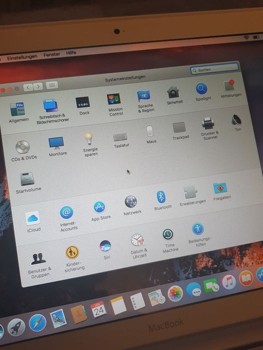 Vând Laptop Apple