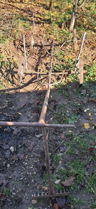 Продавам каруца/количка