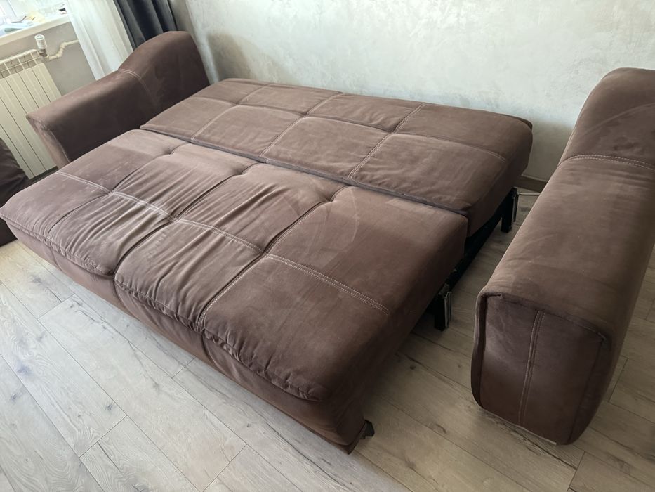 Canapea extensibila 3 locuri si fotoliu