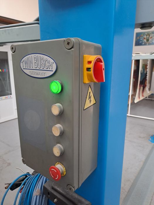 ‼️Elevator AUTO 4,2t NOU‼️