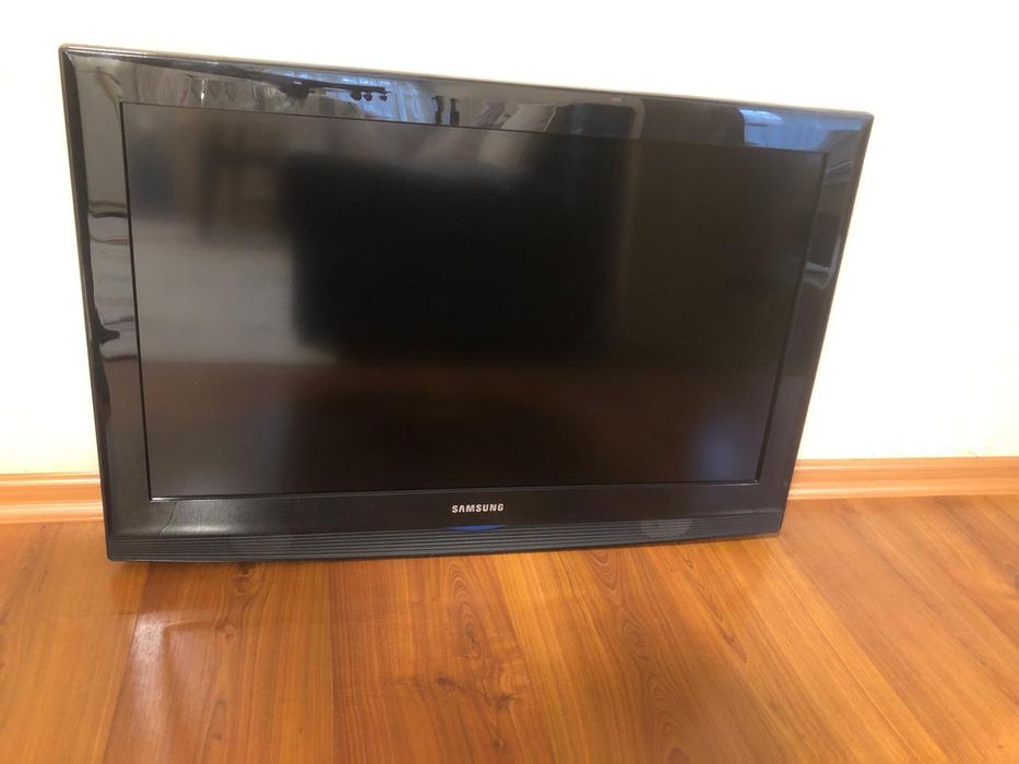 Телевизор Samsung