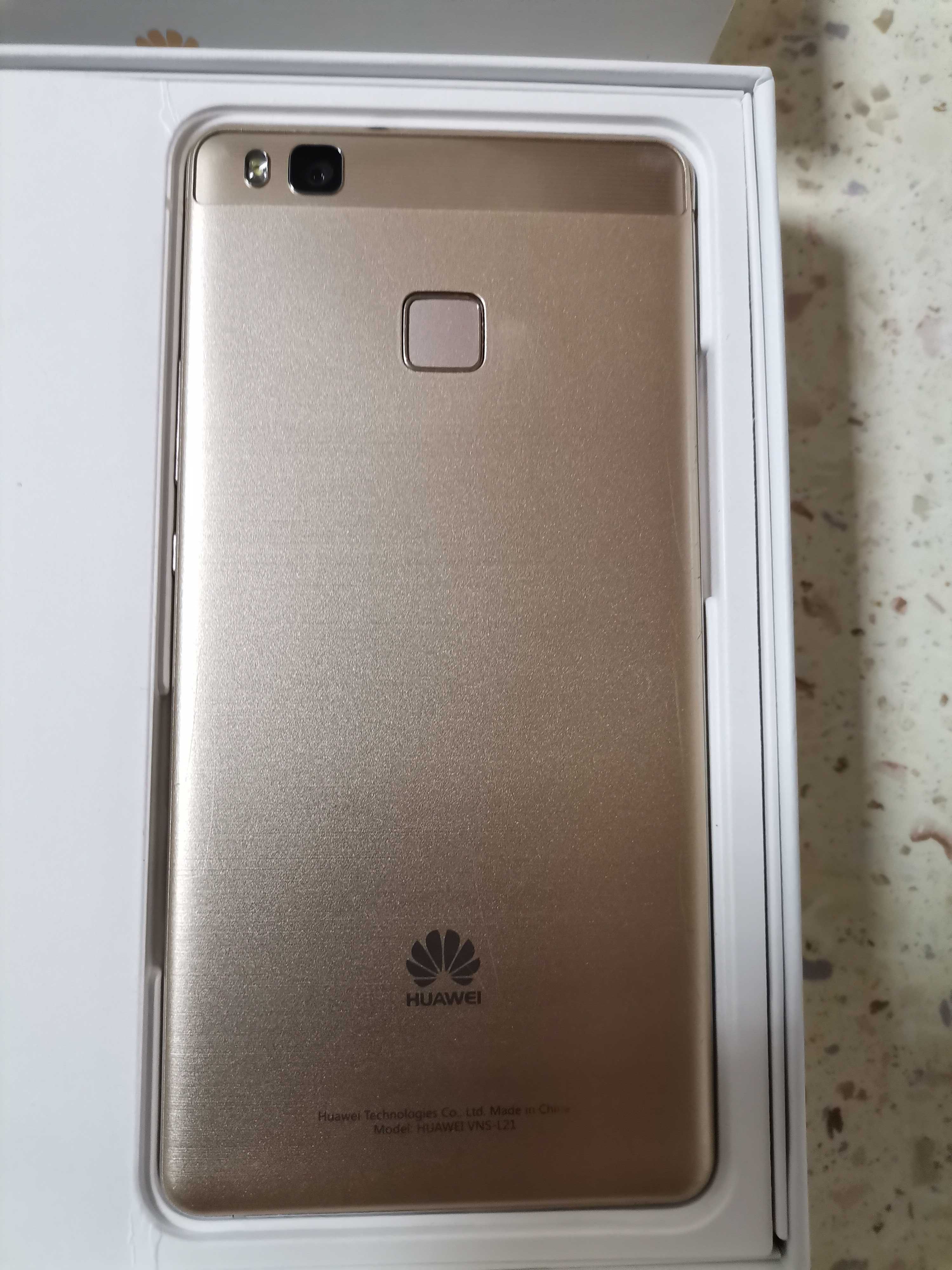 Продавам HUAWEI P 9 LITE