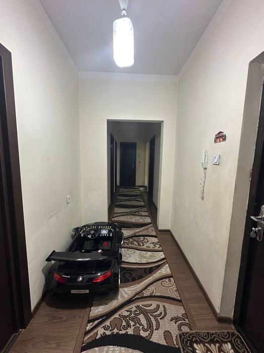 Продам 4-х комнатную квартиру