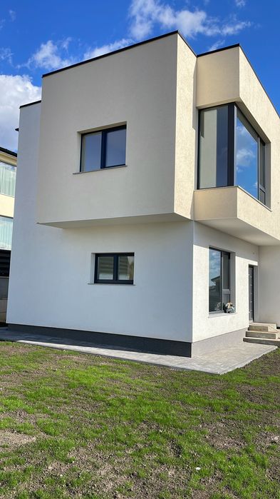 Casă de lux cu 6 ari