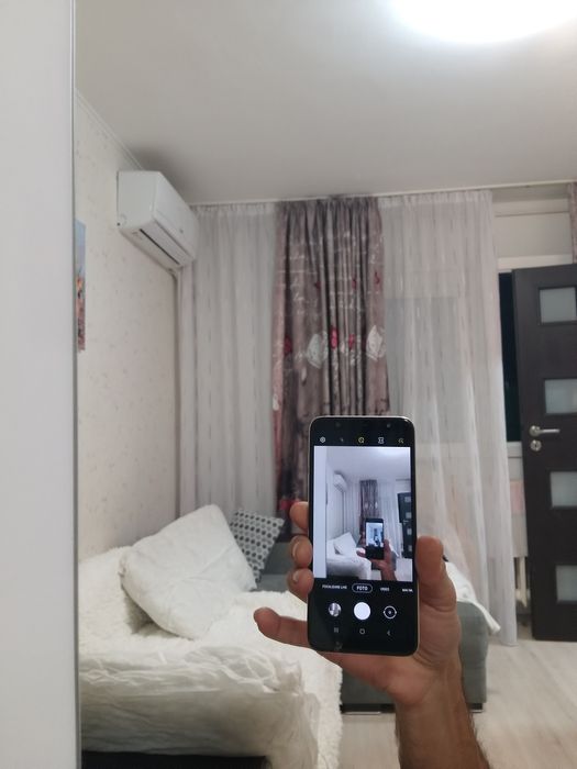 Samsung s9 plus putin spart 3mm pret corect