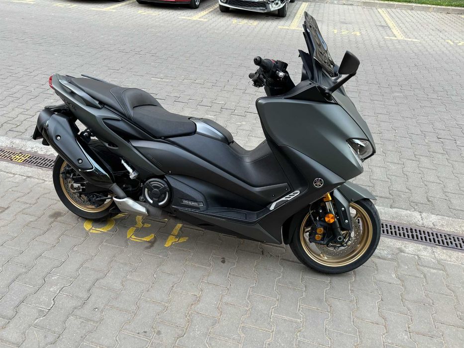 Vand Yamaha TMAX 560 TECHMAX 2020 11.600km