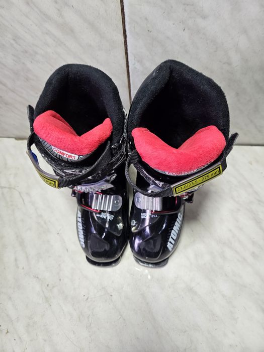 Clapari ski schi  Atomic  mondo   23-23,5 corespunde mărimii 36-37
