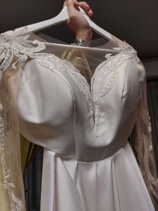 Vand rochie mireasa din tafta de matase+voal - Brand Christina Andrei