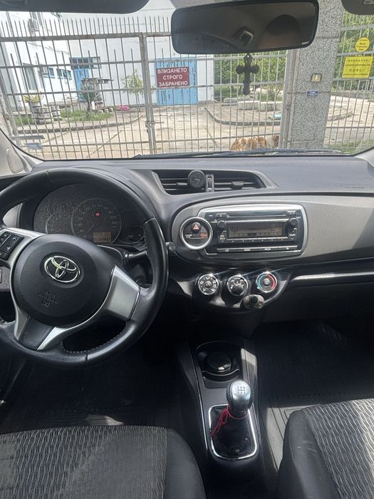 Тойота ярис газ 2015