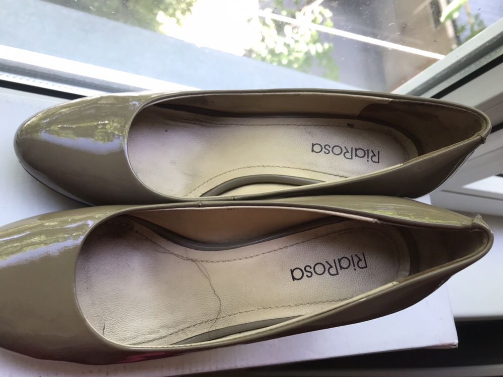 Продаются туфли фирмы Эконика 35 размер