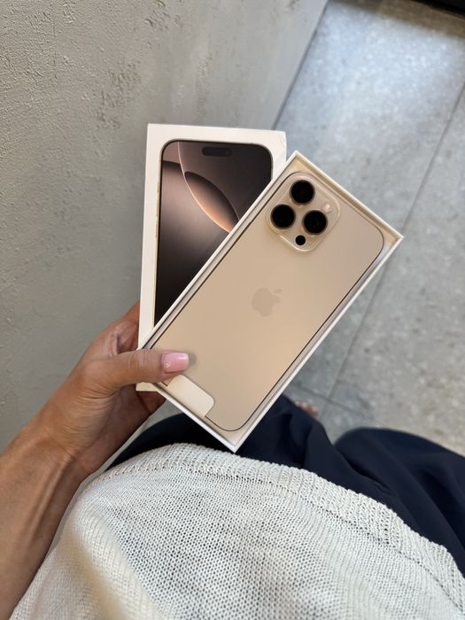 iphone 16 pro max -состояние идеальное