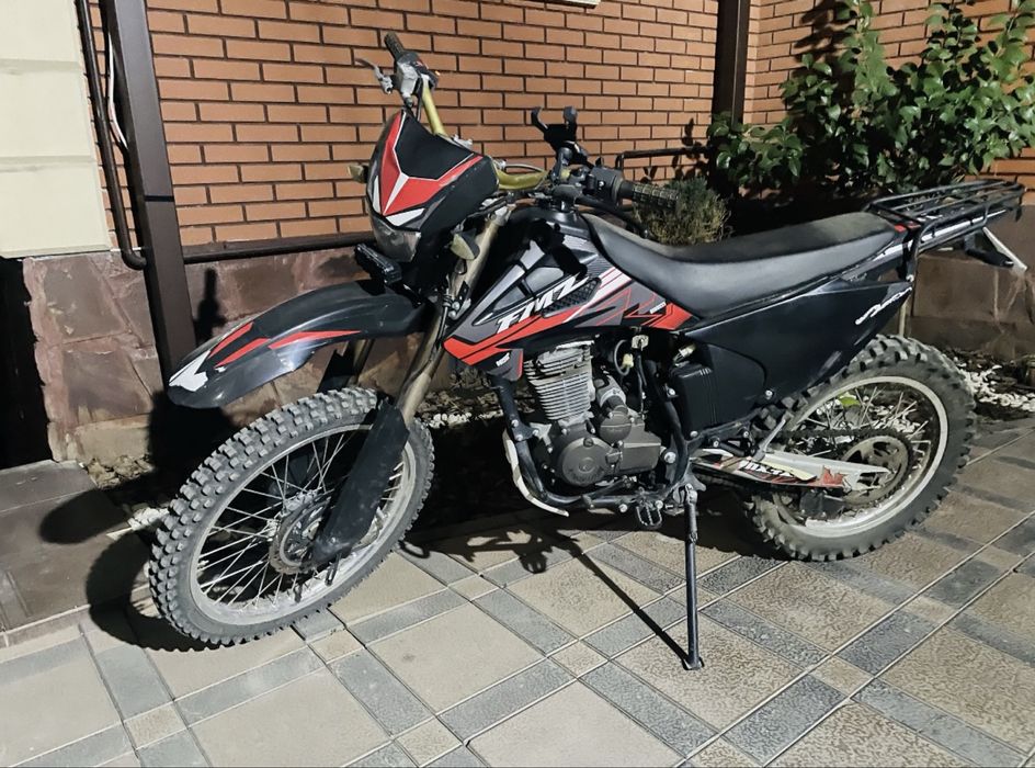 Эндуро 250 кубов