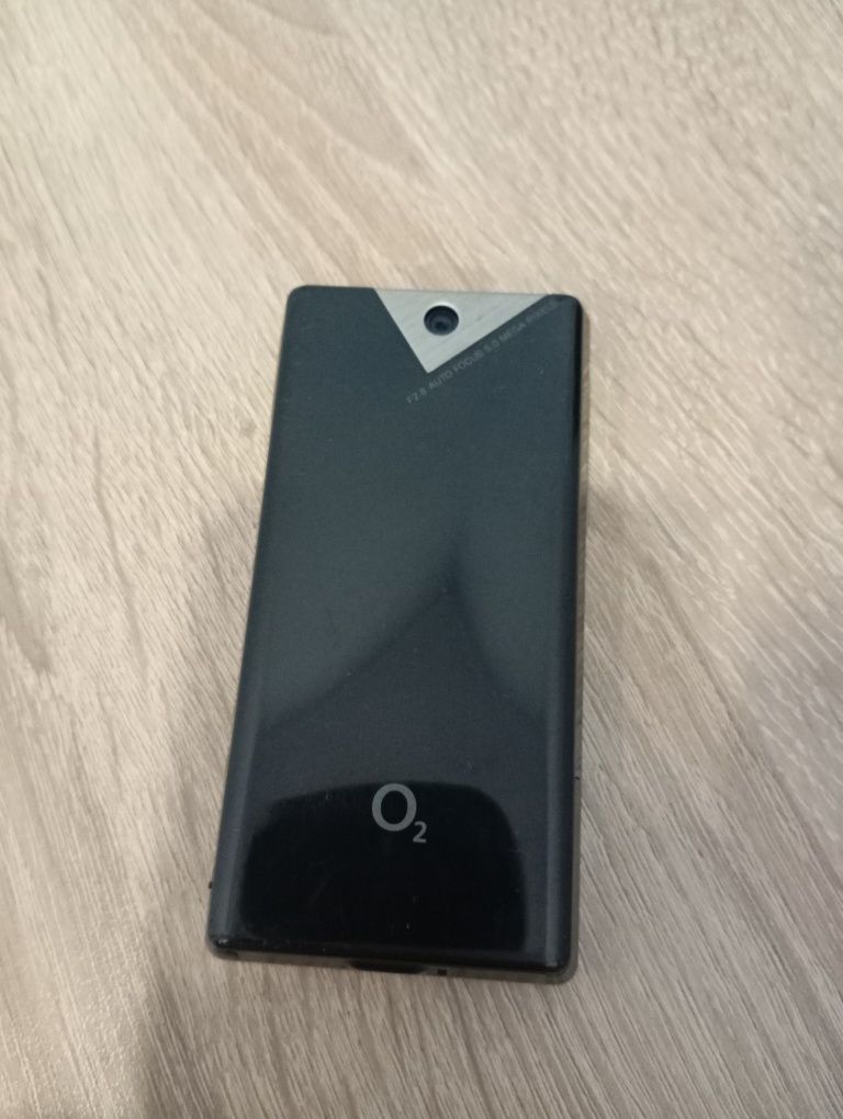 HTC diamond 2  ..