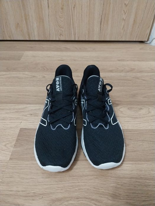 Adidasi Nou originali New Balance Nr.42,5