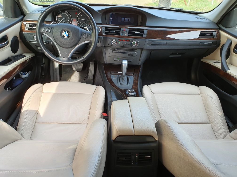 Vând BMW 330D XDrive Edition Exclusiv